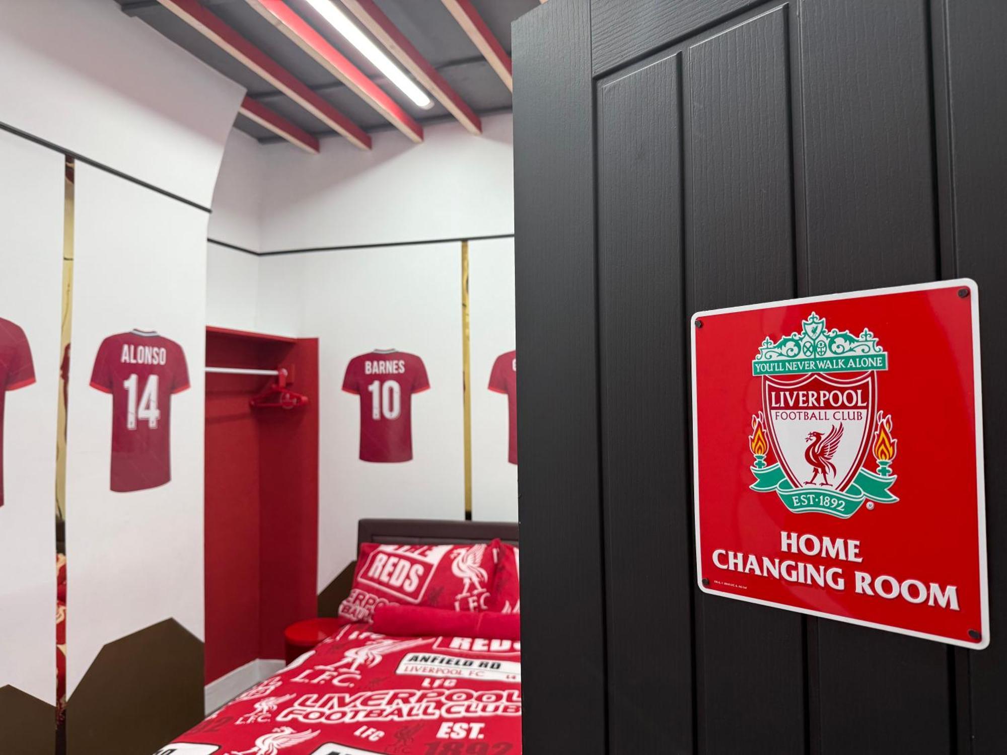 利物浦Anfield Abode - Entire Lfc Themed House别墅 外观 照片