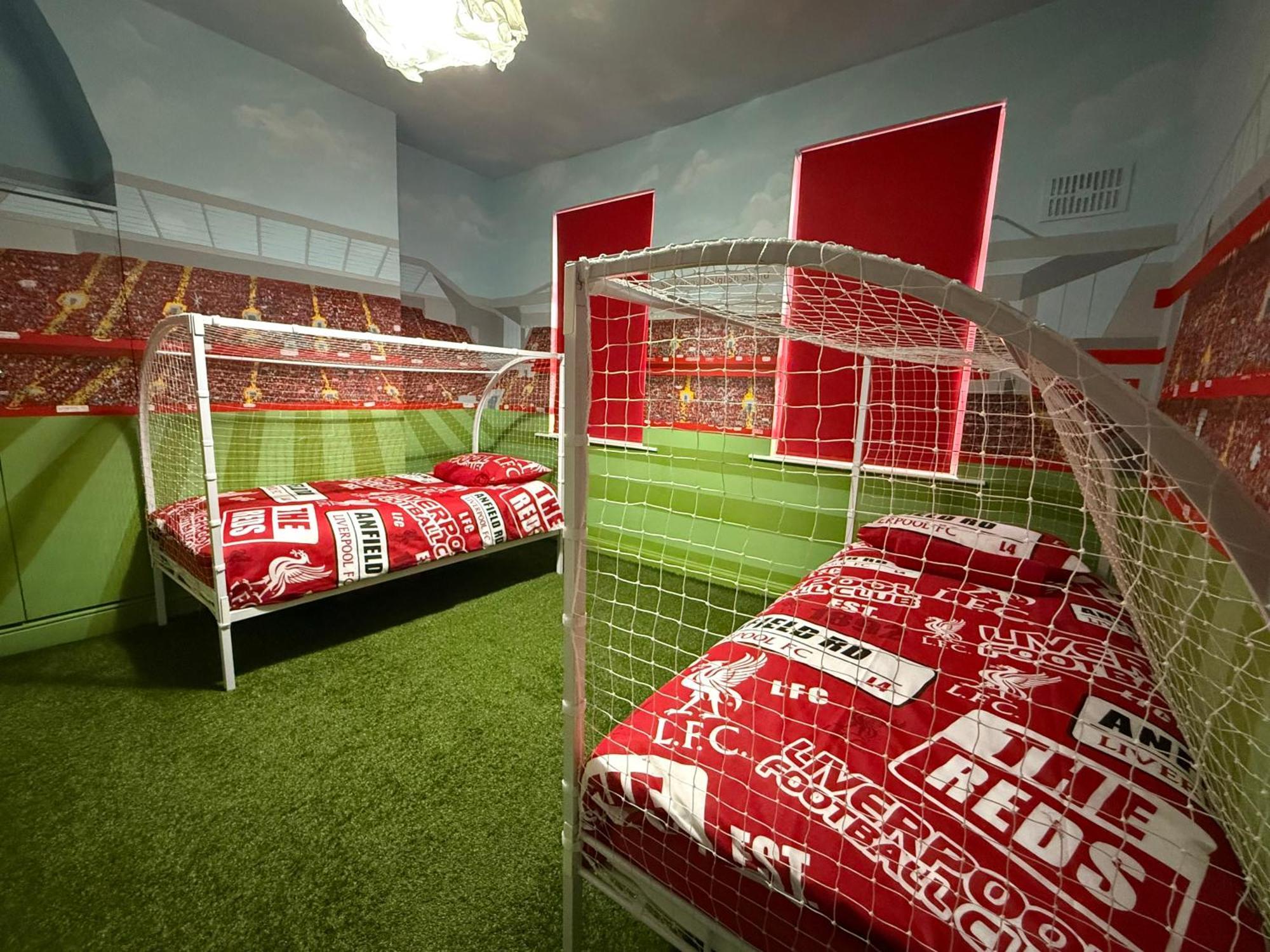 利物浦Anfield Abode - Entire Lfc Themed House别墅 外观 照片