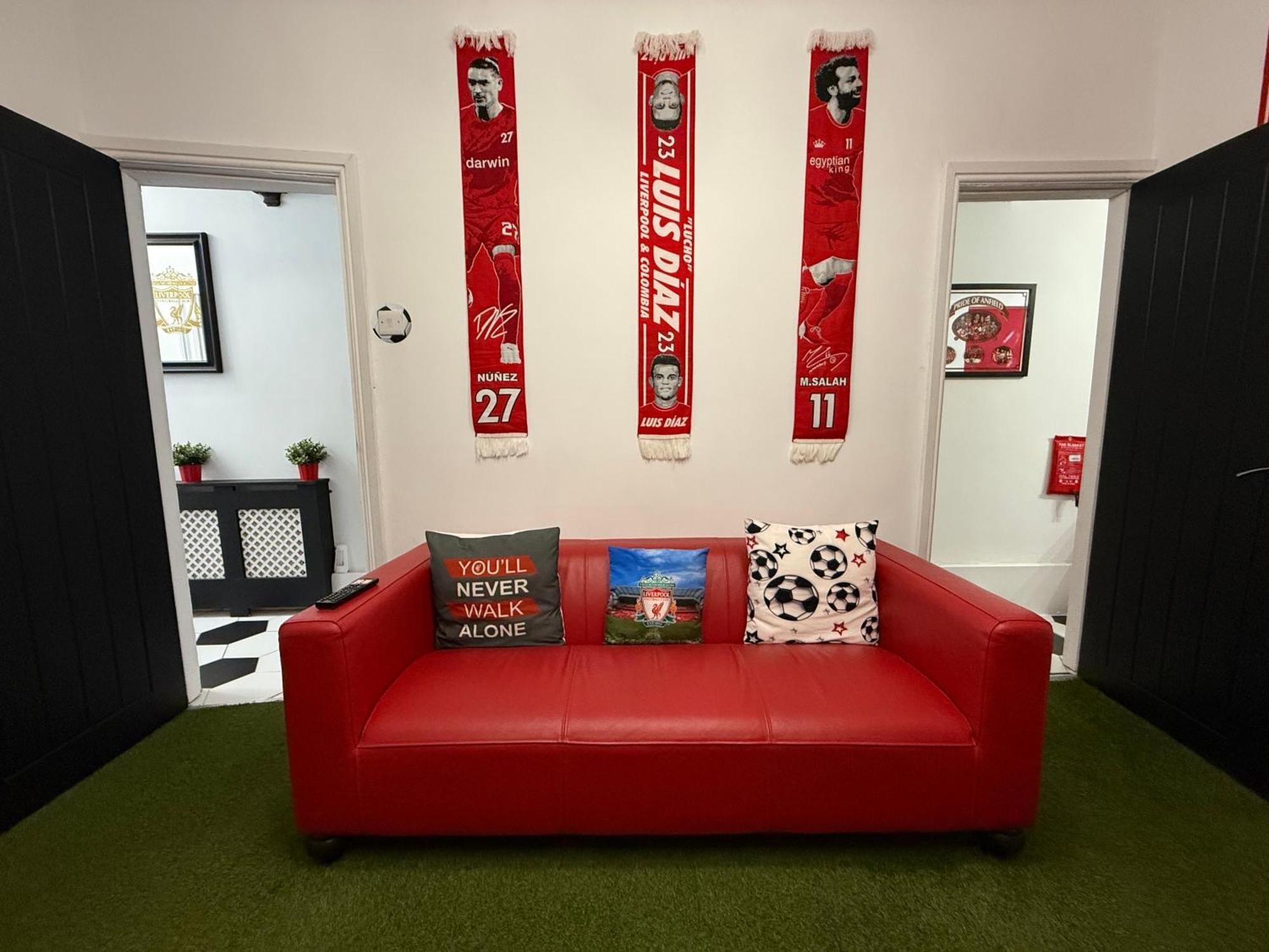 利物浦Anfield Abode - Entire Lfc Themed House别墅 外观 照片